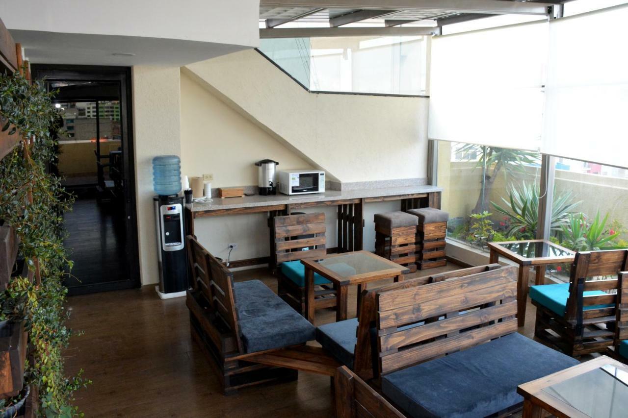 Los Angeles Stay Inn Κίτο Εξωτερικό φωτογραφία