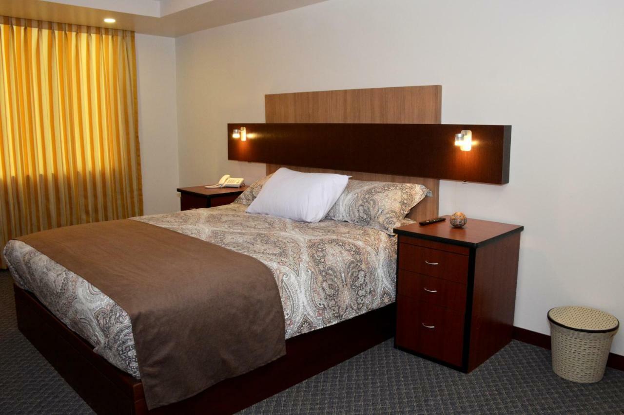 Los Angeles Stay Inn Κίτο Εξωτερικό φωτογραφία