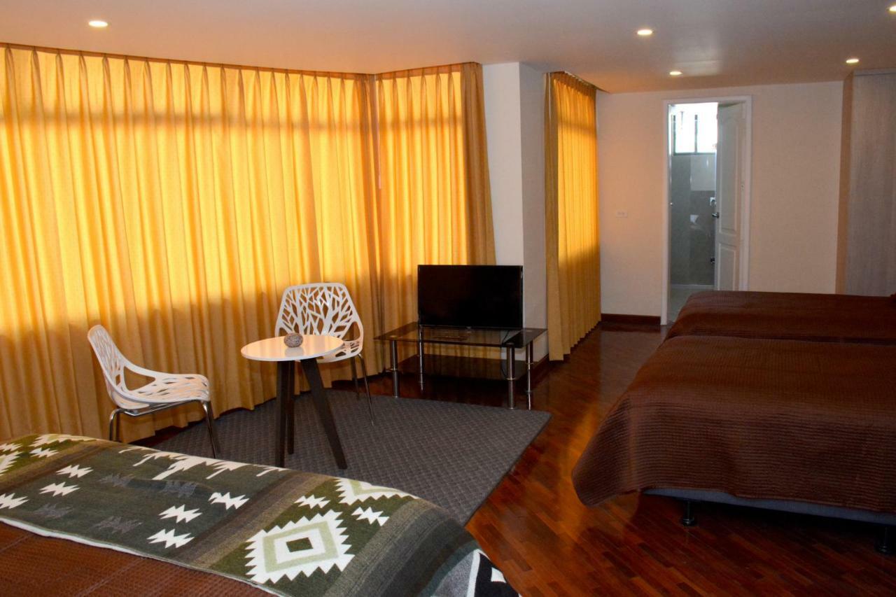 Los Angeles Stay Inn Κίτο Εξωτερικό φωτογραφία
