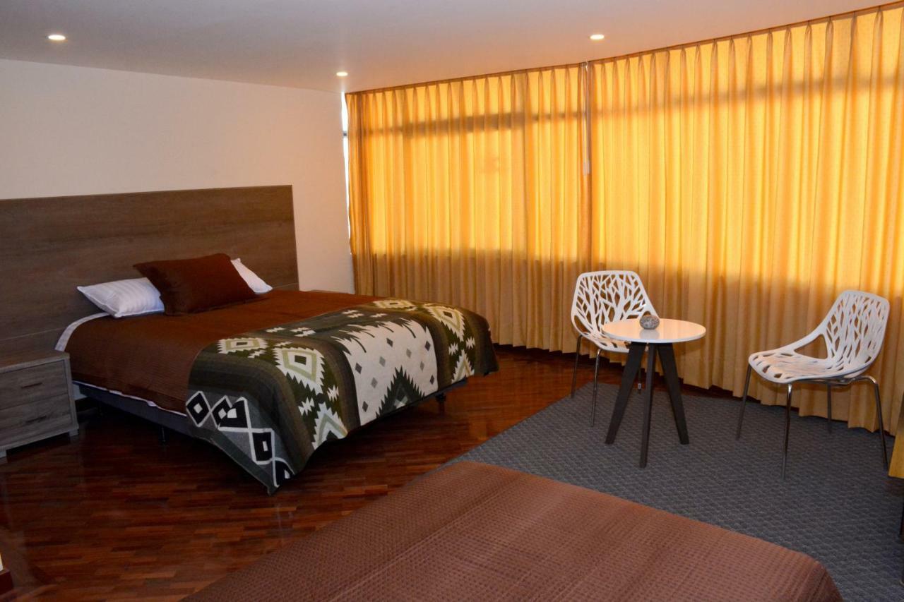 Los Angeles Stay Inn Κίτο Εξωτερικό φωτογραφία